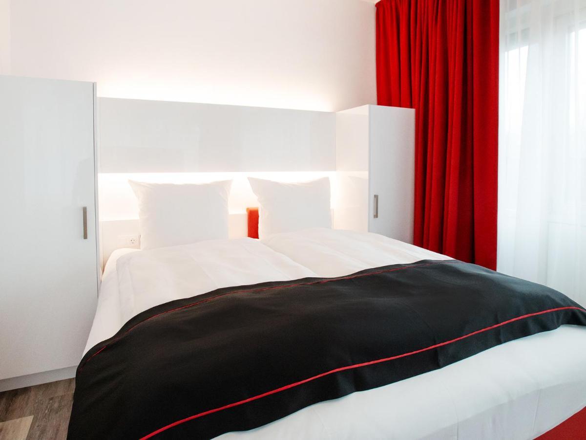 Dormero Hotel Hannover-Langenhagen Airport מראה חיצוני תמונה