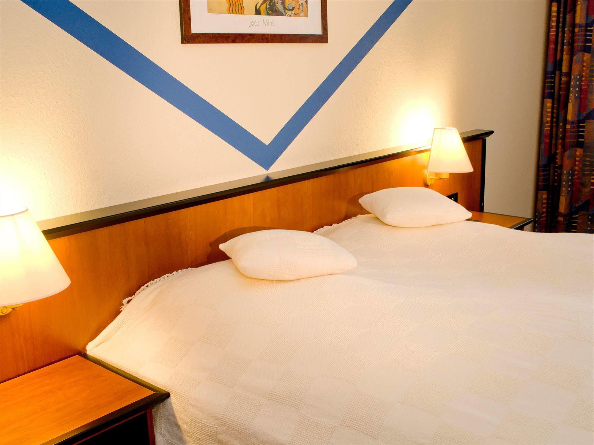 Dormero Hotel Hannover-Langenhagen Airport מראה חיצוני תמונה
