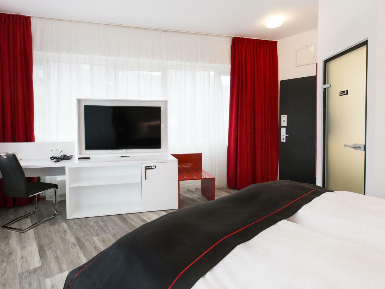 Dormero Hotel Hannover-Langenhagen Airport מראה חיצוני תמונה