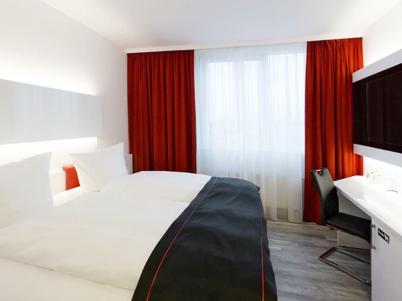 Dormero Hotel Hannover-Langenhagen Airport מראה חיצוני תמונה