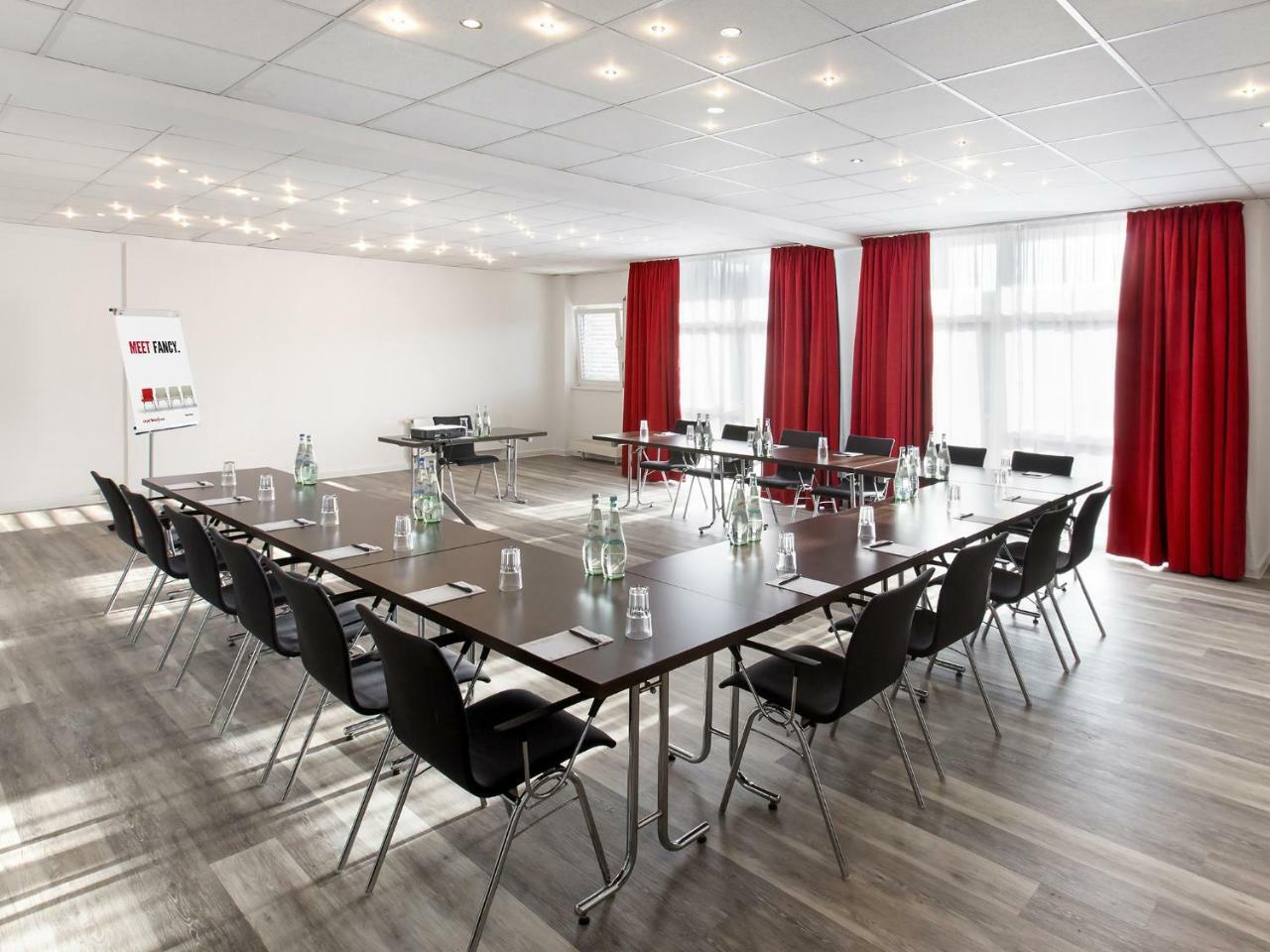 Dormero Hotel Hannover-Langenhagen Airport מראה חיצוני תמונה