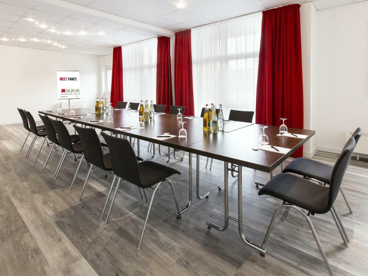 Dormero Hotel Hannover-Langenhagen Airport מראה חיצוני תמונה