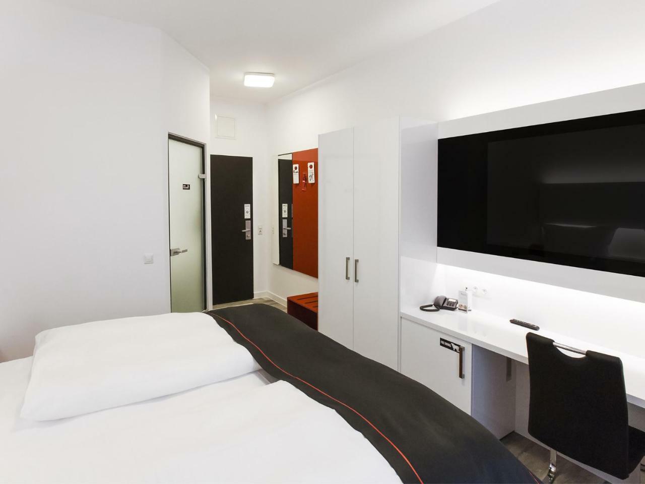 Dormero Hotel Hannover-Langenhagen Airport מראה חיצוני תמונה